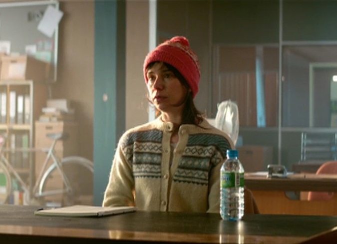 The Phone Call, sit�a a dos extra�os inmersos en una situaci�n intensa, limite y dram�tica. Un relato sobre la p�rdida y la depresi�n, sobre la necesidad de ser escuchados, sobre el abandono y la vejez.  - ENFILME.COM