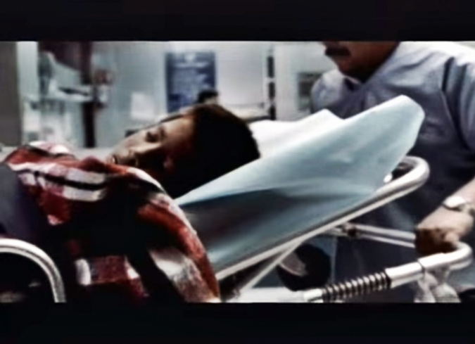 A escala: 'Entre dos'�(2003), del realizador mexicano�Michel Franco�(Despu�s de Luc�a, 2012;�Daniel & Ana, 2009) y ganador del Gran Premio en el Festival Internacional de Cine de Huesca, es el antecedente de su filme 'A los ojos'�(2013).  - ENFILME.COM