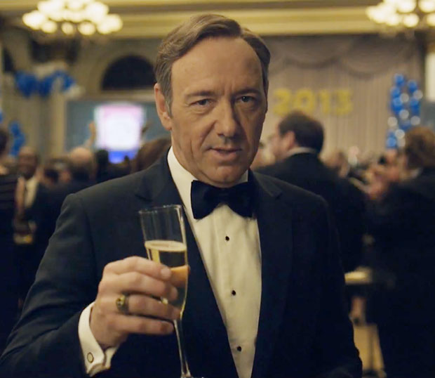 http://enfilme.com/img/content/kevin_spacey_house_of_cards_Enfilme_43z52.jpg
