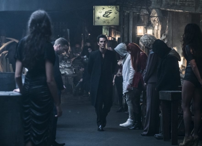 Idris Elba�y�Matthew McConaughey�interpretan a los personajes de Gunslinger y el Hombre de Negro, respectivamente, en la adaptaci�n cinematogr�fica de�The Dark Tower, una extensa saga literaria conformada por ocho vol�menes y que ha sido descrita por su creador,�Stephen King, como su obra cumbre.  - ENFILME.COM