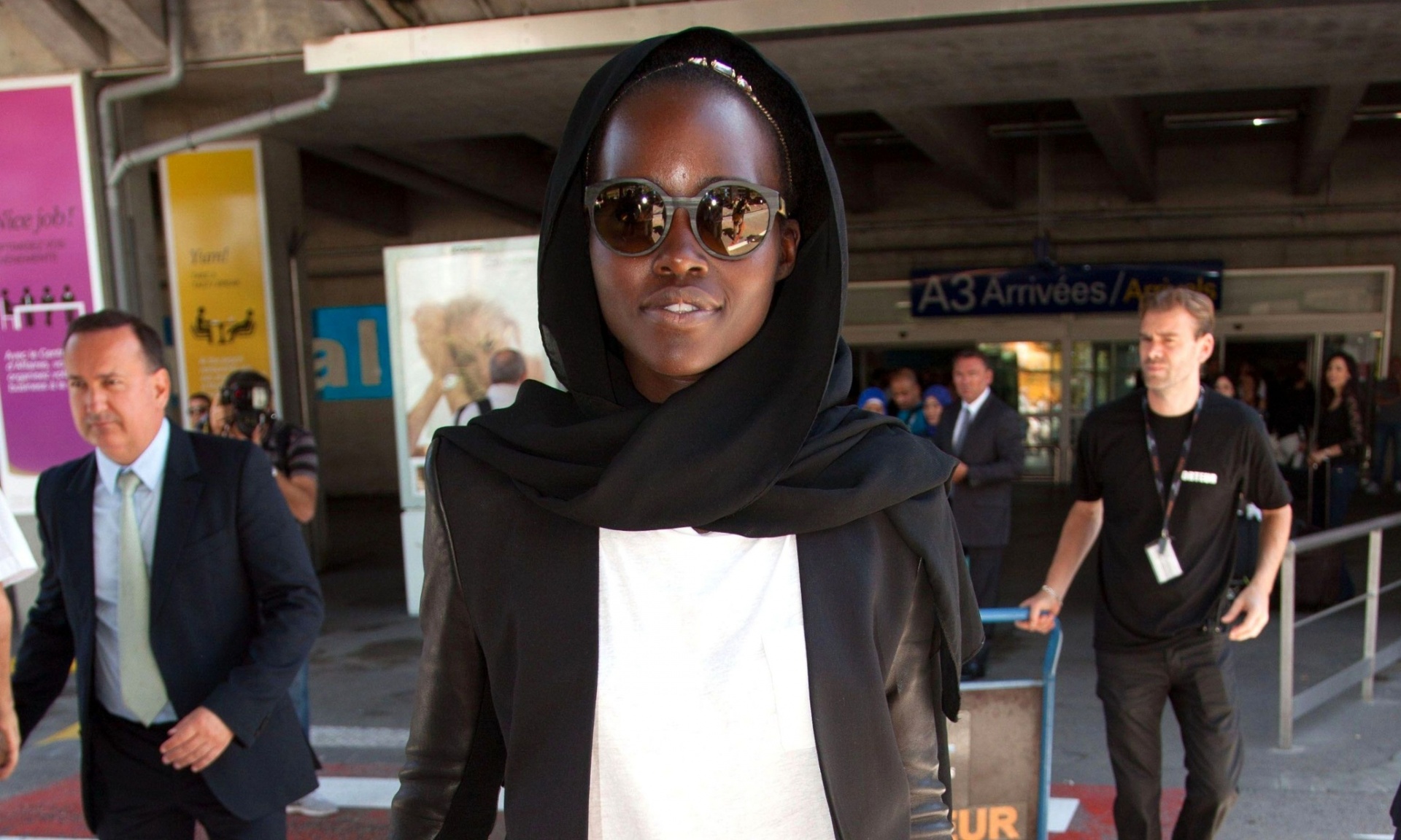http://enfilme.com/img/content/lupita_nyongo_cannes2015_Enfilme_07s41.jpg