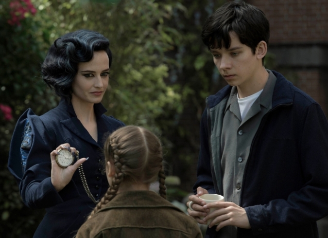 Fecha de estreno en M�xico: 30 de septiembre, 2016. Pel�cula dirigida por el cineasta estadounidense, Tim Burton.  - ENFILME.COM